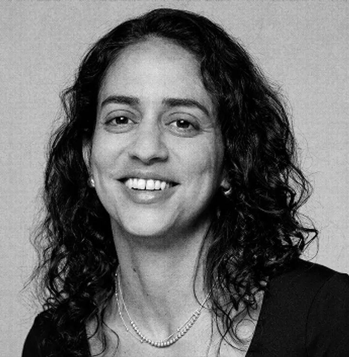 Tainá Pires
